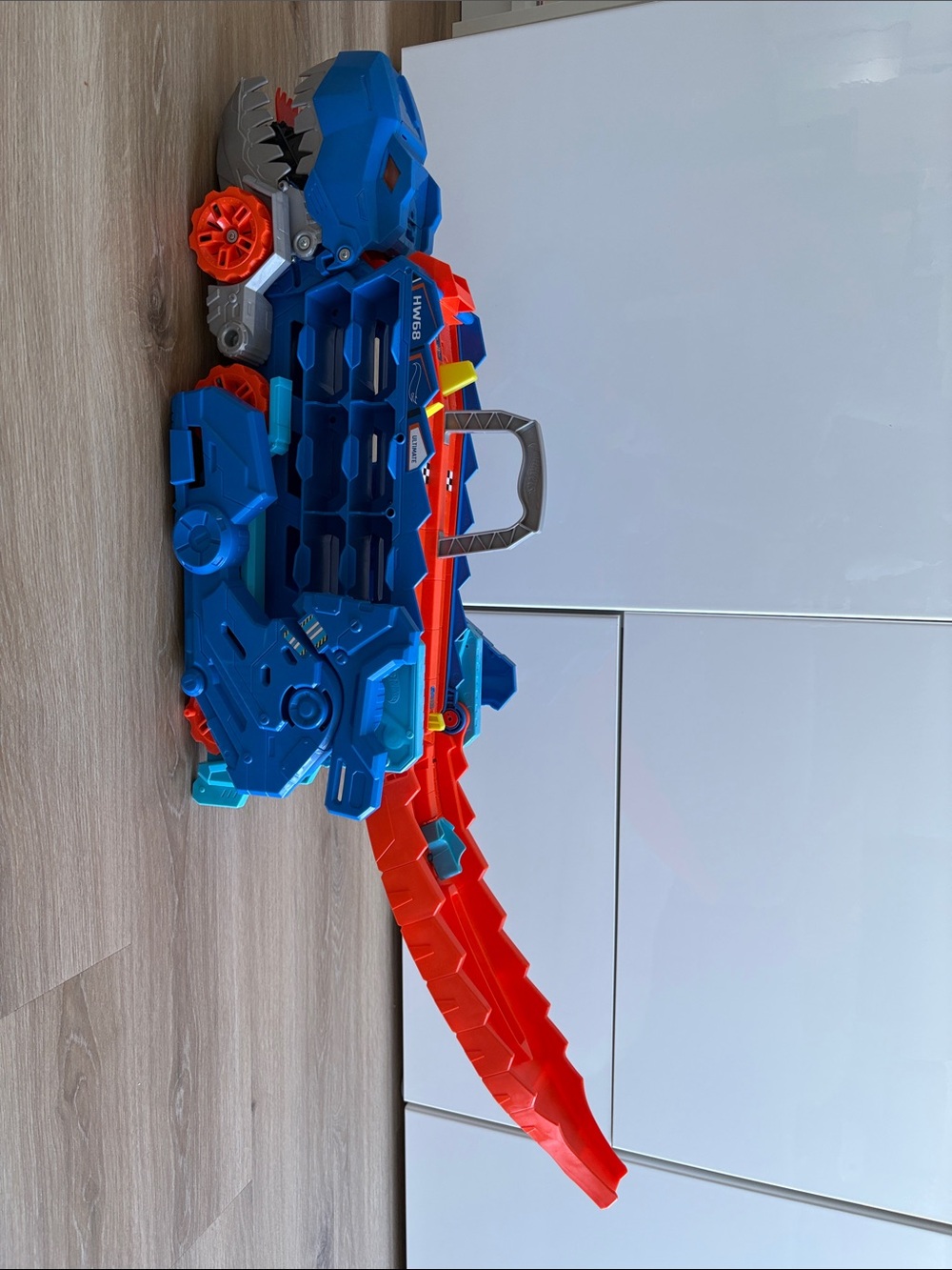 EUC Ultimate T-Rex Transporter Hot Wheels Blue and Red Dino Track Playset - Kids